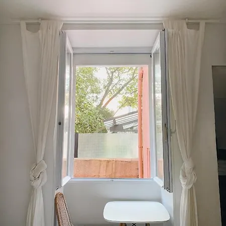 Отель Coliving *