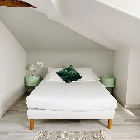 Coliving Отель Биарриц