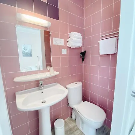 Coliving Отель Биарриц