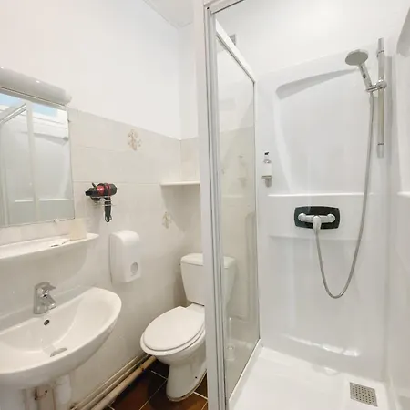 Coliving Ξενοδοχείο Μπιαρίτζ