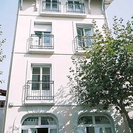 Coliving * Биарриц