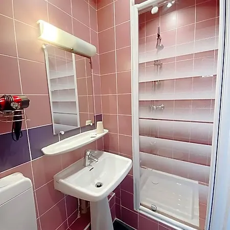 Ξενοδοχείο Coliving Μπιαρίτζ