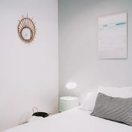 ホテル Coliving