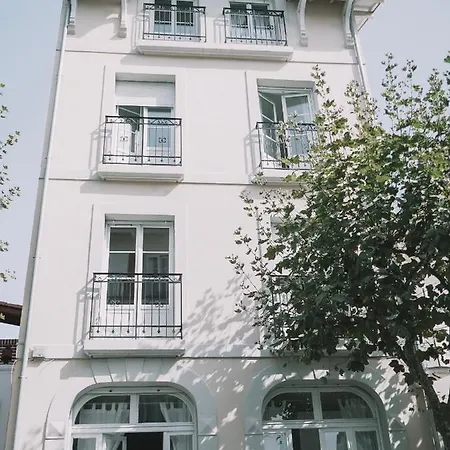 Coliving * Биарриц